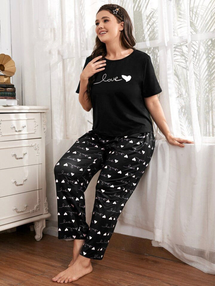 Black Love Half Sleeves Night Wear