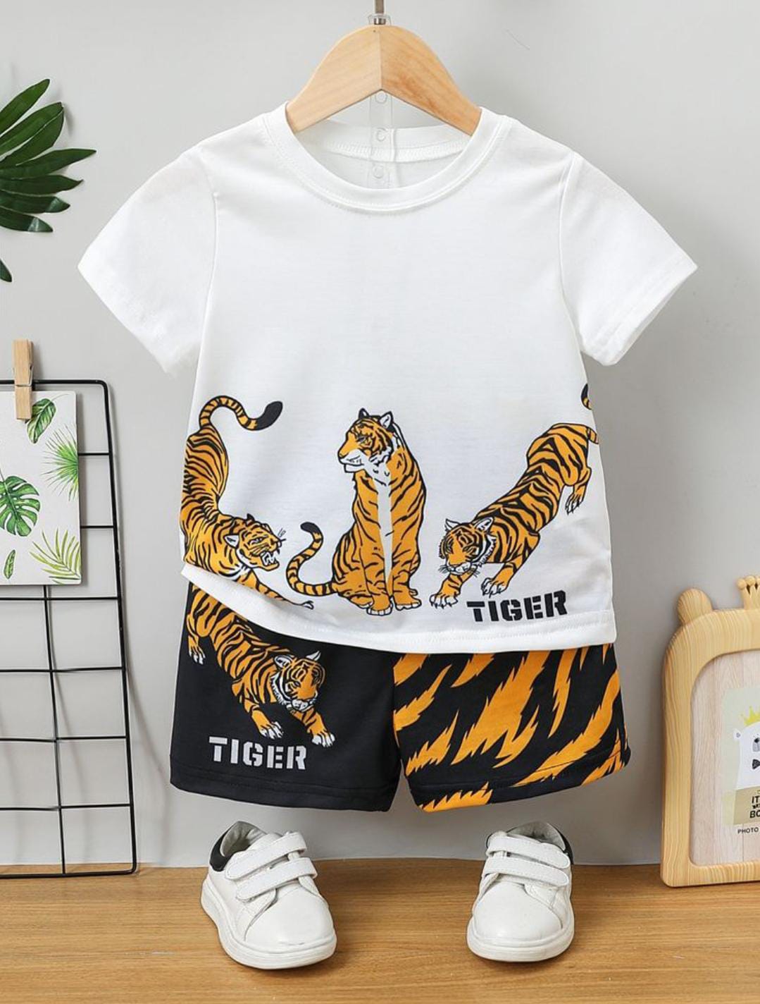 Toddler Boys Letter & Tiger Print Tee & Shorts